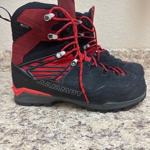 Mammut Kento Pro High Gortex Hiking boot. Men’s US Size 9.5